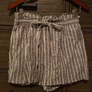 Express Linen Shorts with tie waist- worn once